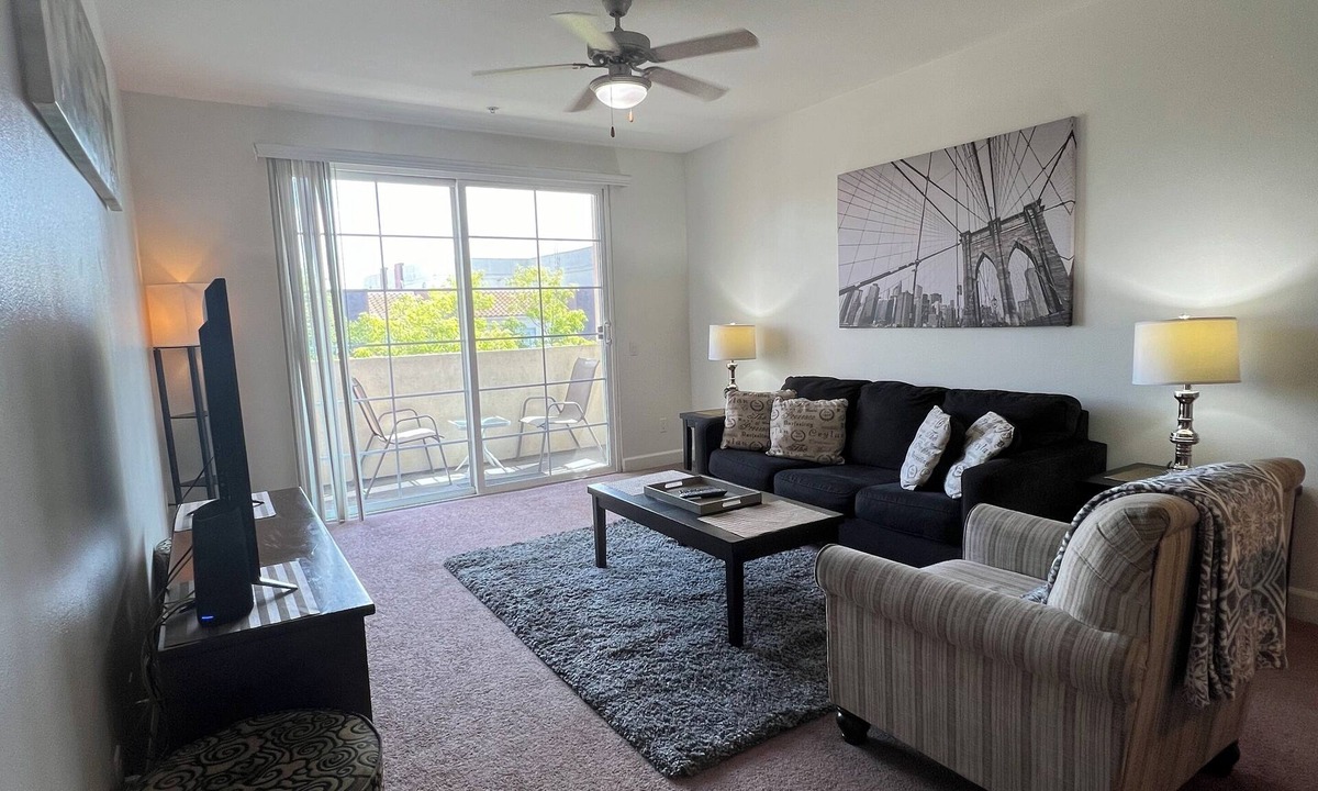 Panorama City Apartment | 1+1 Spacious unit located at: San Fernando Valley-CSUN-NORTH HILLS VAN NUYS-NOHO