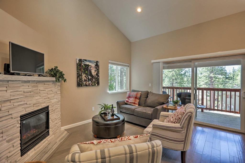 Incline Village House | 1 Mi to Skiing & Beaches: Incline Village Home!