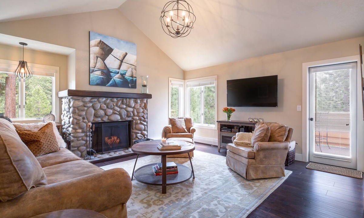 Incline Village Condo | 101McCloud 2BR/2BA Incline Village | Hot Tub