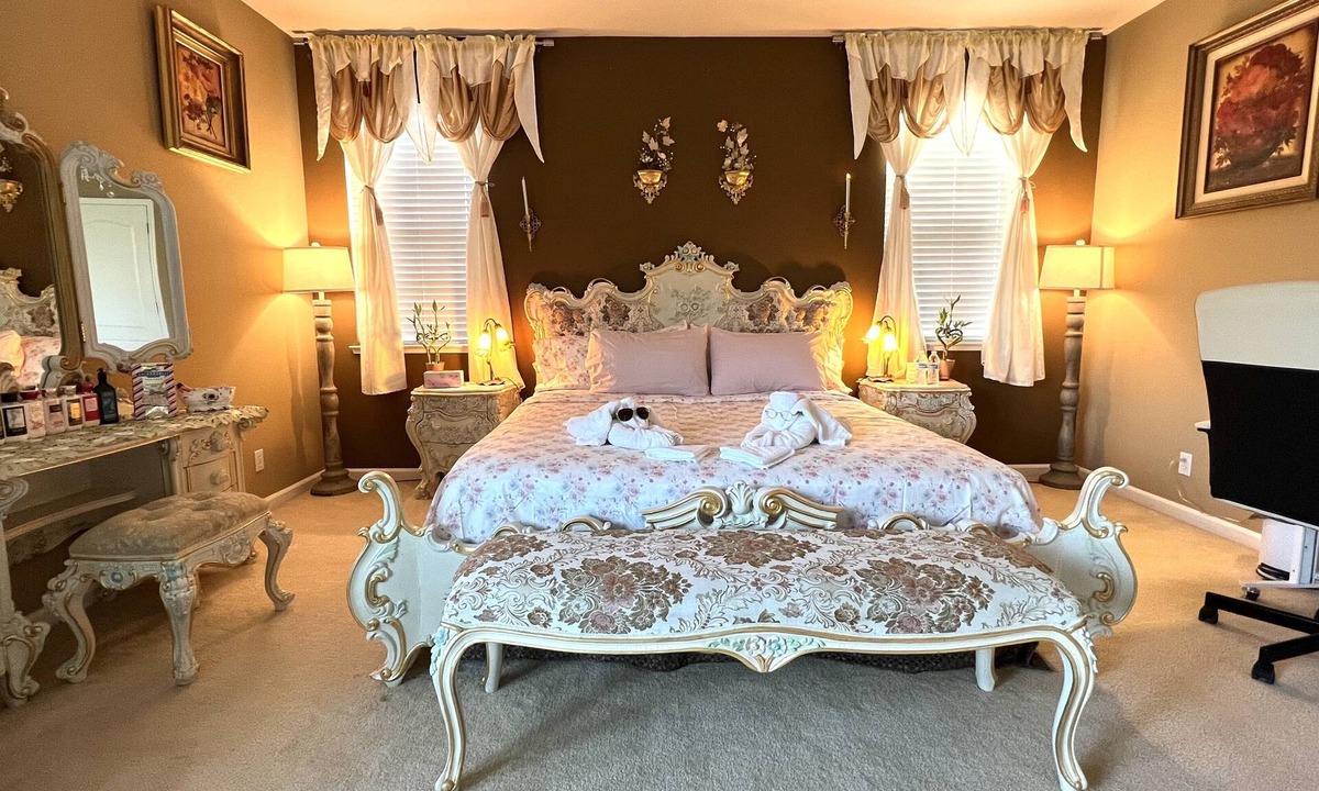 Tracy House | 120 #7 Master 2 queen beds suite beauty private bathroom 40 mins DTSJ