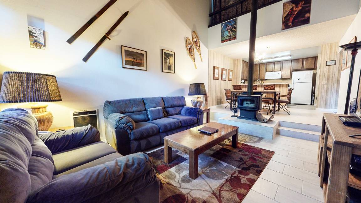Mammoth Lakes Condo | 121 m² Condo ∙ 2 bedrooms ∙ 8 guests