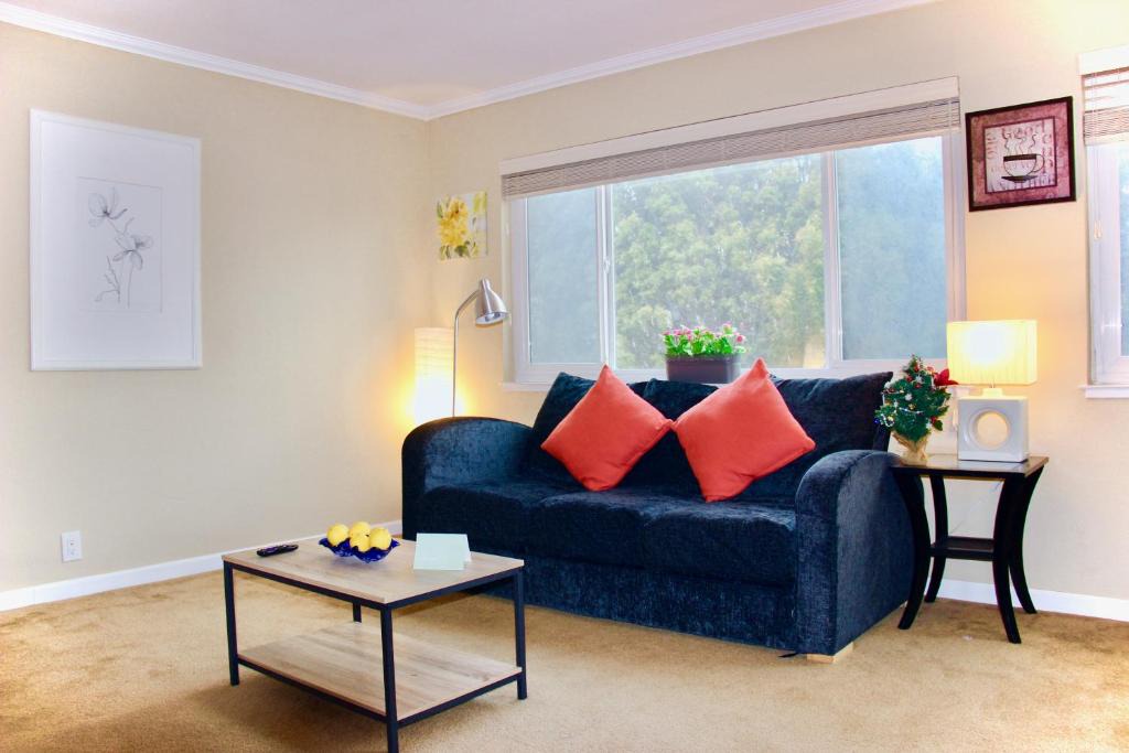 San Bruno Apartment | #123 Park Plaza NEW! 20% Discount 5 min from SFO, BART, Train