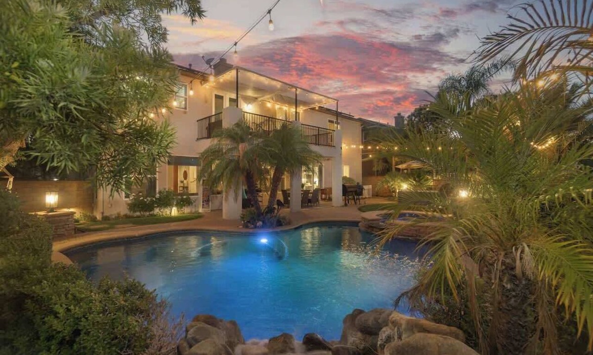 Valencia House | 188- Hillside Retreat with Pool/Spa & Scenic Views