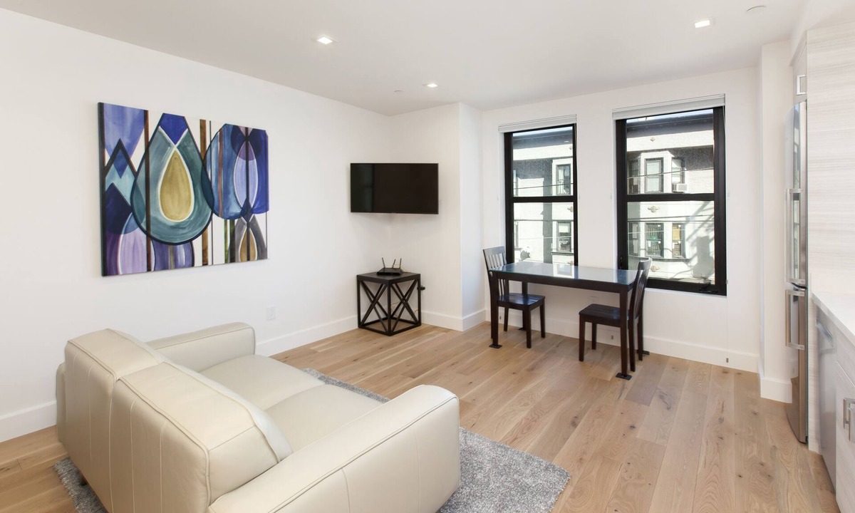 Inner Mission Condo | 1BR Condo w A/C, Rooftop Deck - San Francisco Life Real Estate