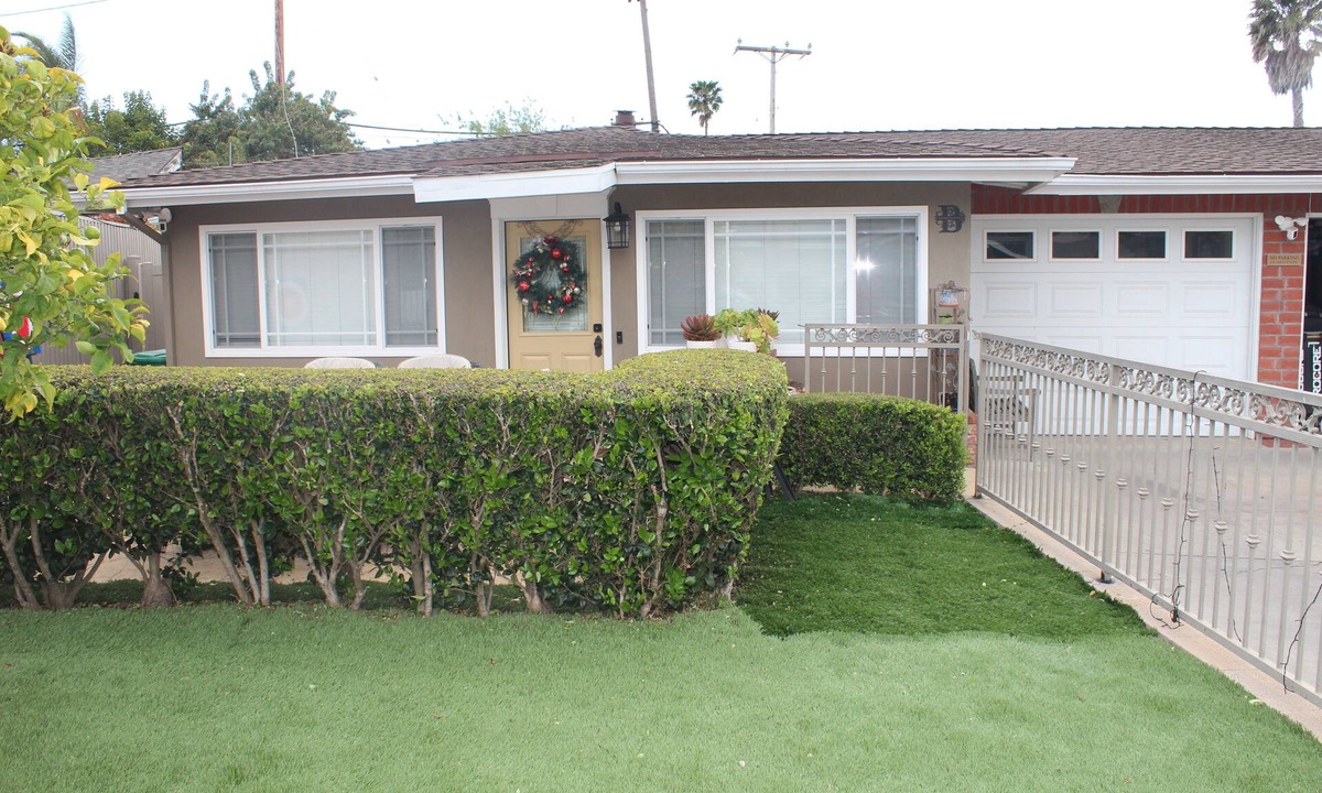 Hope House | 2-bedroom townhome in tranquil Santa Barbara with fitnes and game room in garage