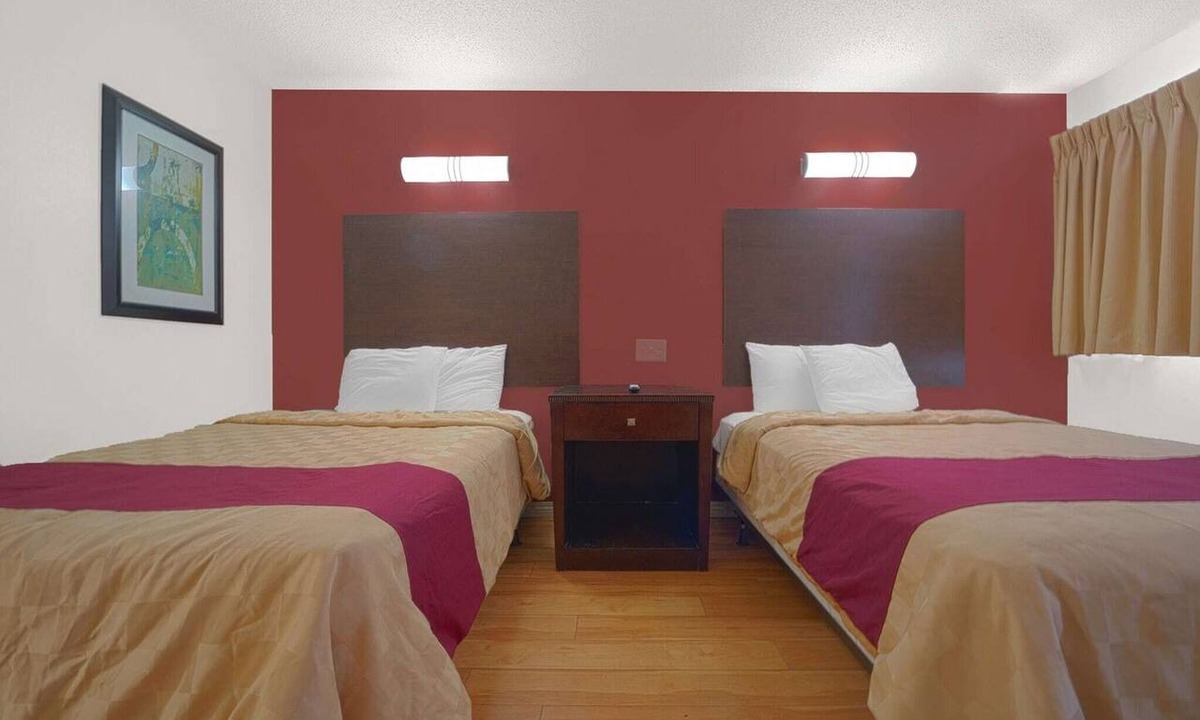 Mojave Apartment | 2 Full Beds|Non-Smoking