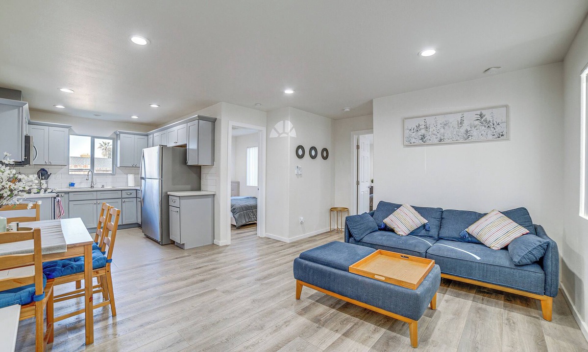 Bonita House | 2 Mi to Dtwn Glendora! Pet-Friendly Extended Stay