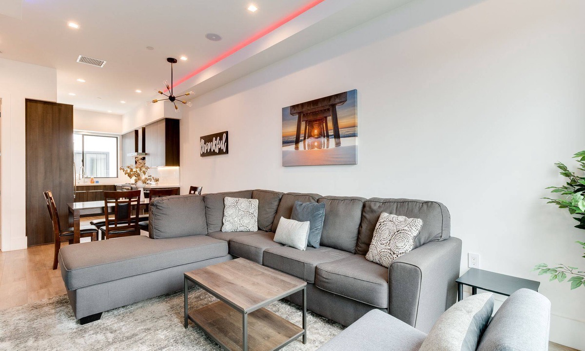 Mid City Villa | 2 New Luxury Modern 3 story homes 8 Bedrooms
