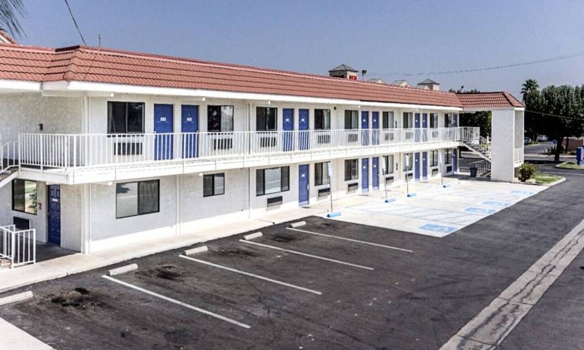 Fresno Apartment | 2 Queen Beds|Nsmk, Micfridge