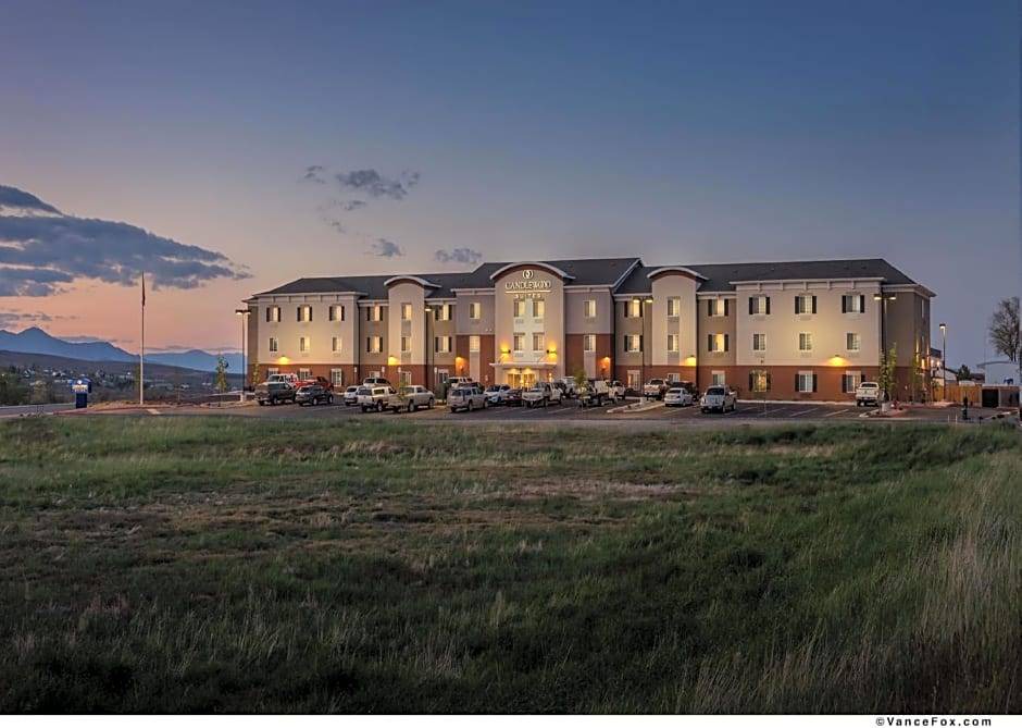 Winnemucca Hotel | 2-Star Hotel ∙ Candlewood Suites Winnemucca, an IHG Hotel