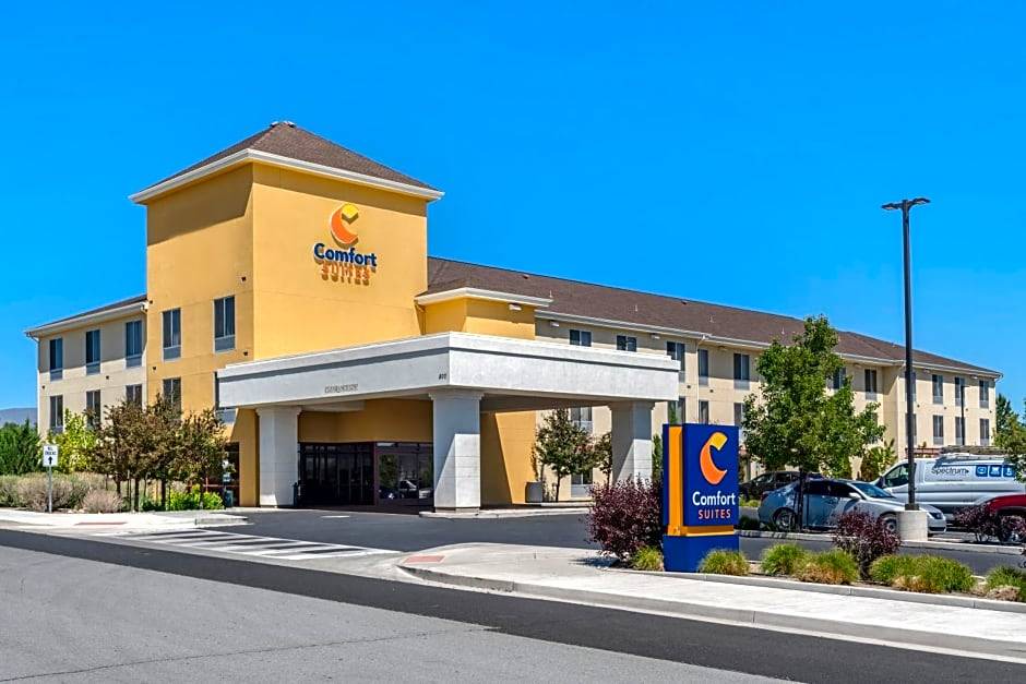 Fernley Hotel | 2-Star Hotel ∙ Comfort Suites Fernley
