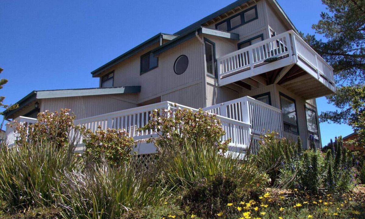 Lodge Hill House | 2620 Merlyn Ave. Lodge Hill