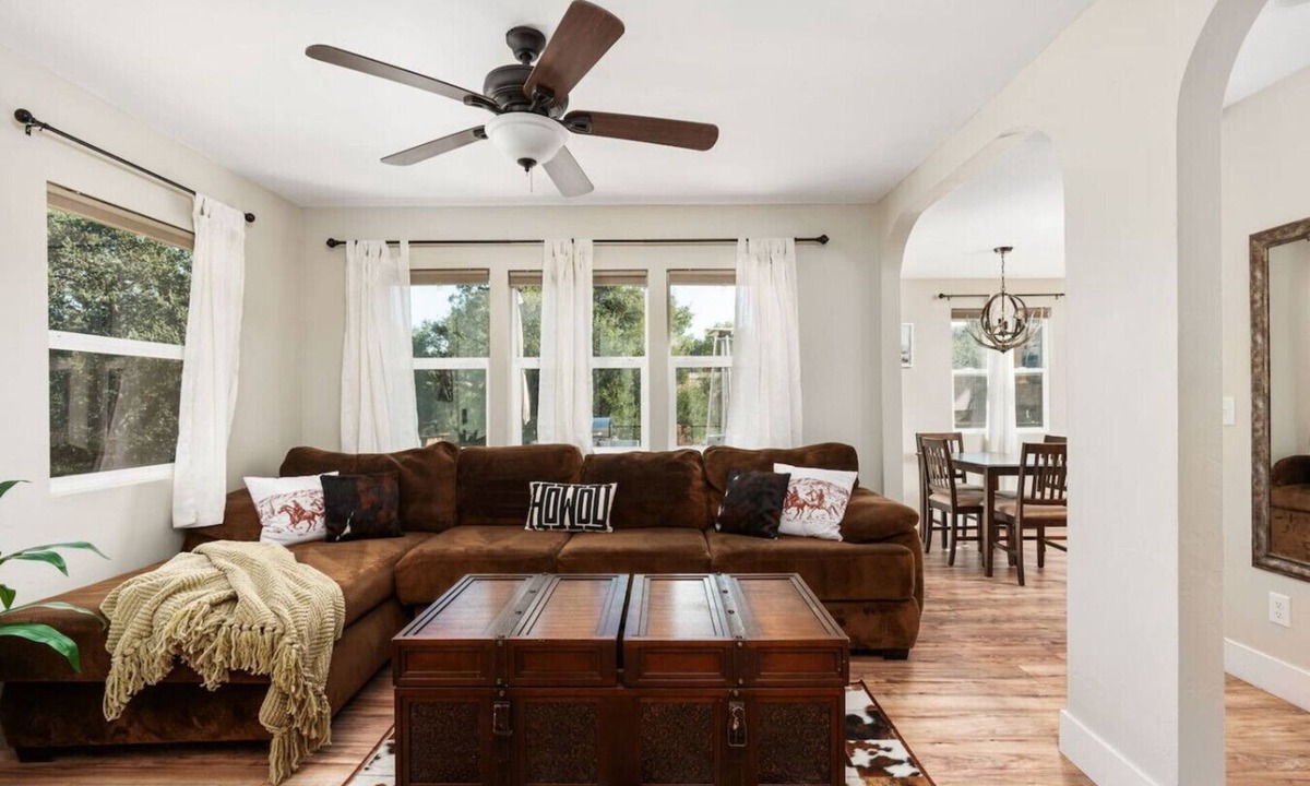 Paso Robles House | 2Bed 2 Bath Cottage onMicro Resort near Downtown