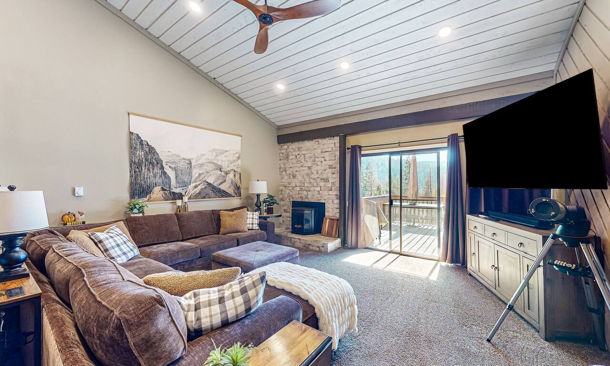Lakeshore Condo | 2BR Mountain-View Condo w/2 decks, Wifi, & Private W/D