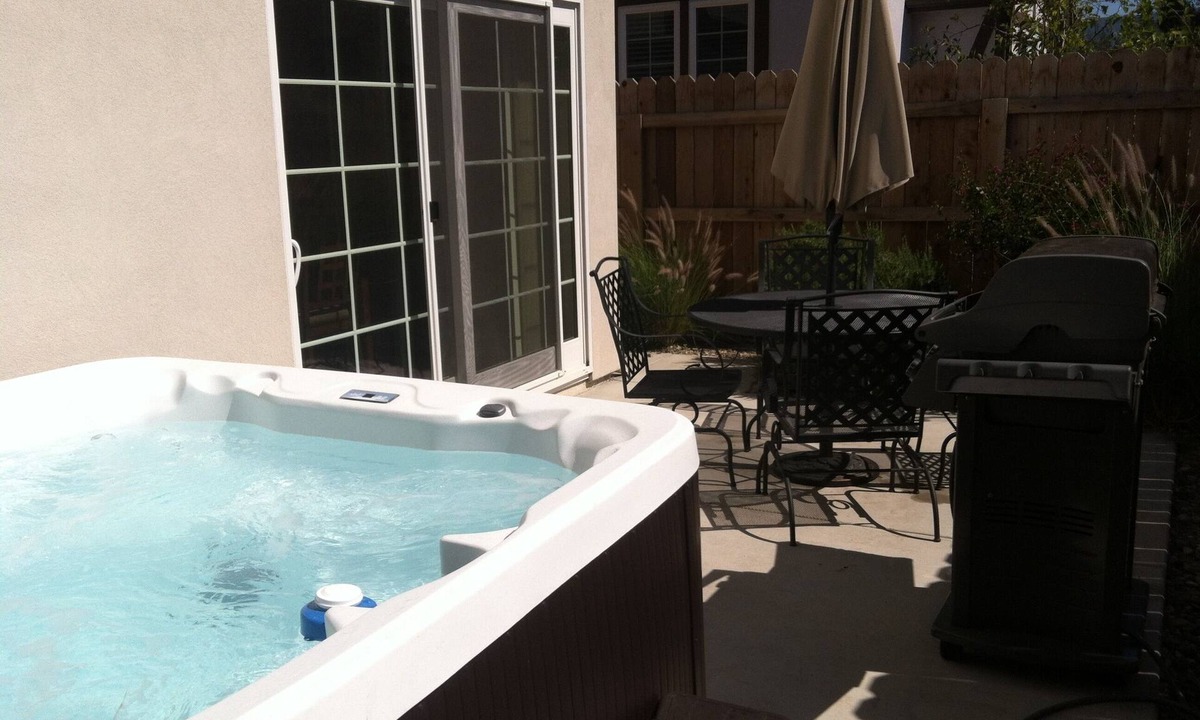 Solvang House | 3 bedroom 2.5 bath 2,200 SF within Solvang Danish Village