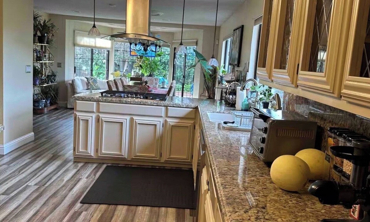 Salinas House | 3-bedroom house in serene Salinas perfect for relaxing family getaways