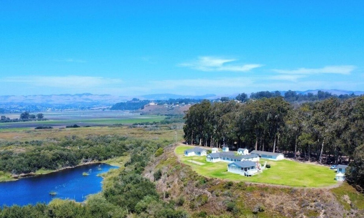 Callender House | 3 Charming Vanity Fair Cottages; Lakes, Dunes;