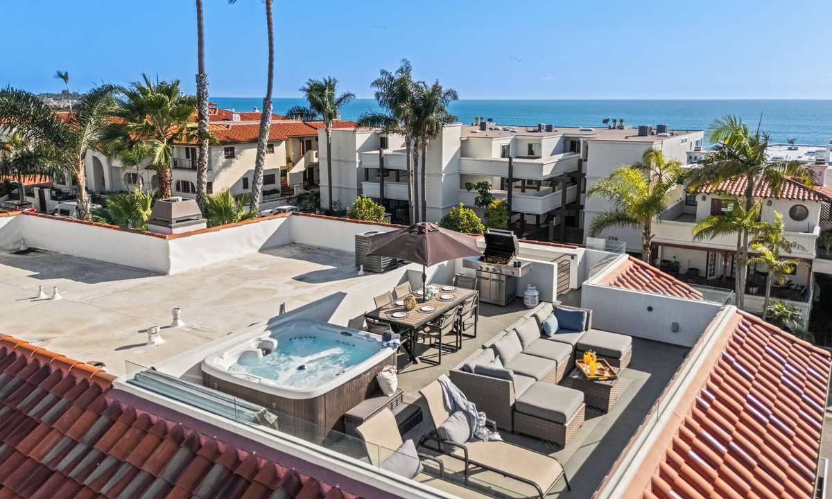 San Clemente House | 3 Condos, Steps to Beach, Rooftop Patio | Trestles Trailhead Trio by AvantStay