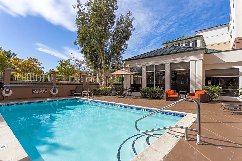 East San Mateo Hotel | 3-Star Hotel ∙ Hilton Garden Inn San Mateo