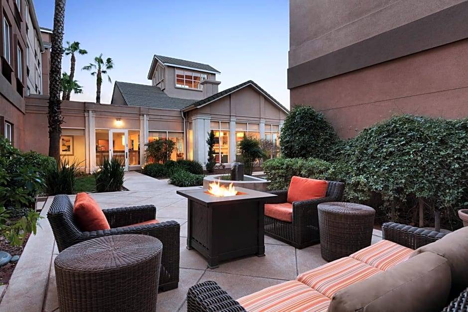 Milpitas Hotel | 3-Star Hotel ∙ Hilton Garden Inn San Jose/Milpitas