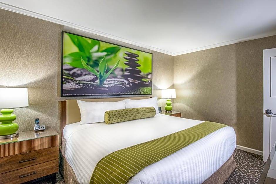 Barron Park Hotel | 3-Star Hotel ∙ The Creekside Inn