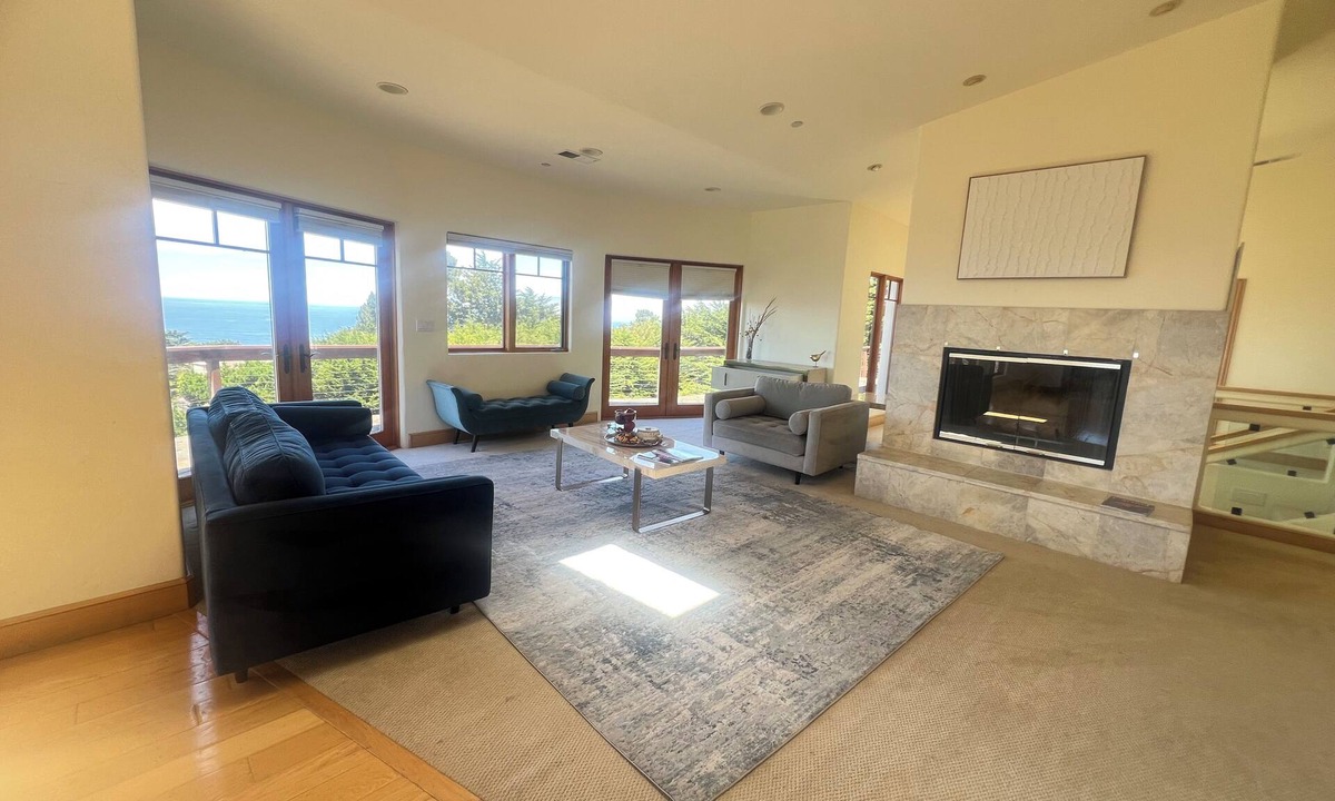 Carmel Highlands House | 30 Day Stays - Fabulous 4-bedroom house in charming Carmel perfect for families