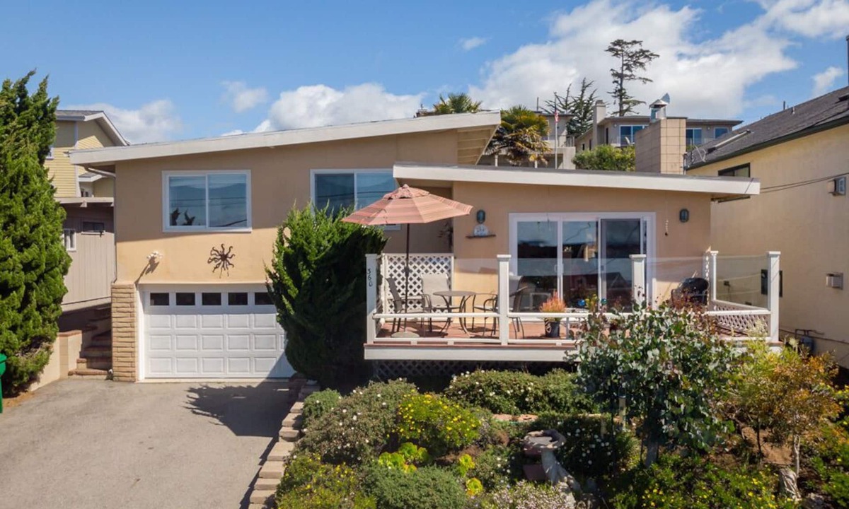 Morro Bay House | 30 Plus Days stay! Views! Morro Bay Classic,.15 min. to San Luis Obispo