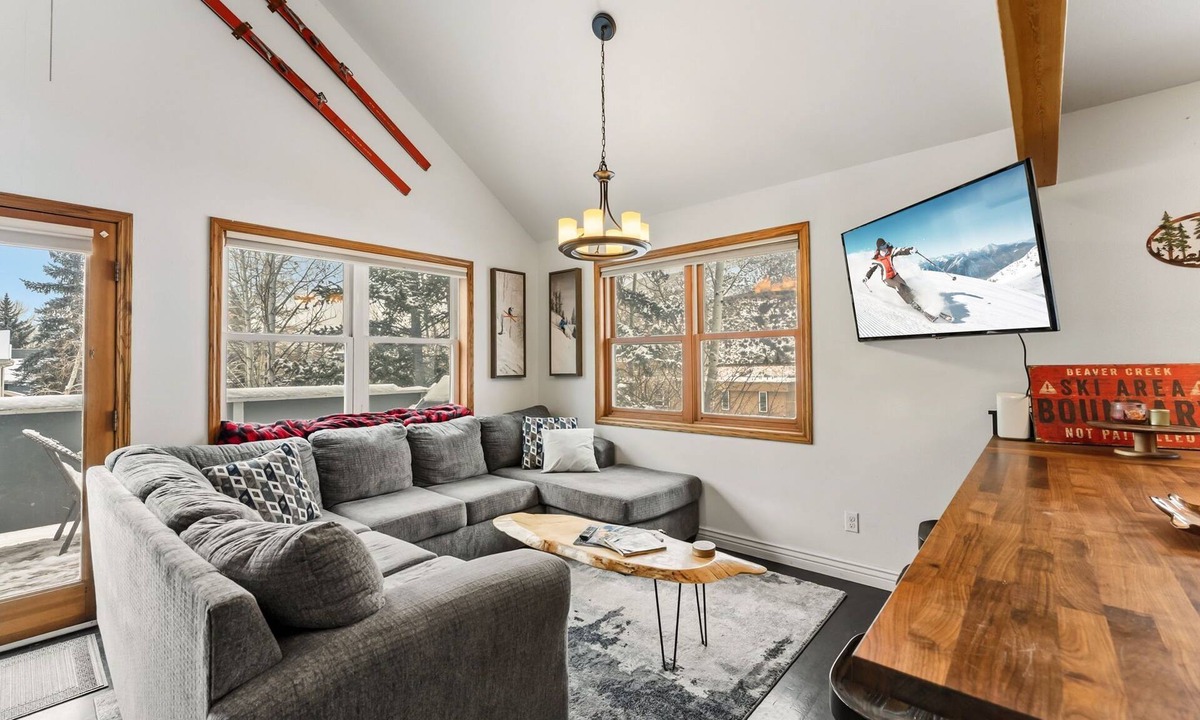 Eagle-Vail House | 3B/2BA + Loft | Eagle-Vail Dog-Friendly