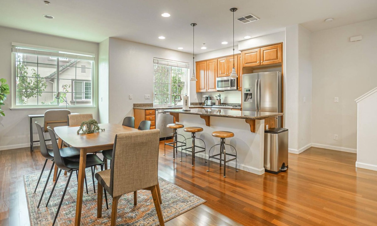 Union City Apartment | 3BR Open-Concept Condo in Union City + Amenities