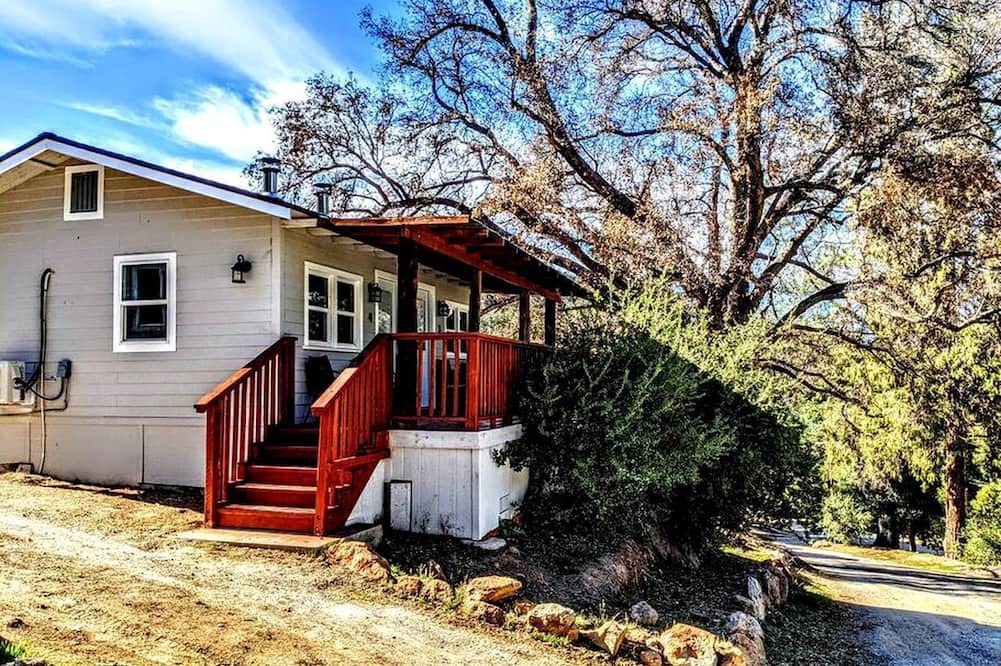 Pauma Valley Cabin | #4 Falcon's Chalet Cabin with Fireplace & Amazing Views, Santa Ysabel, CA