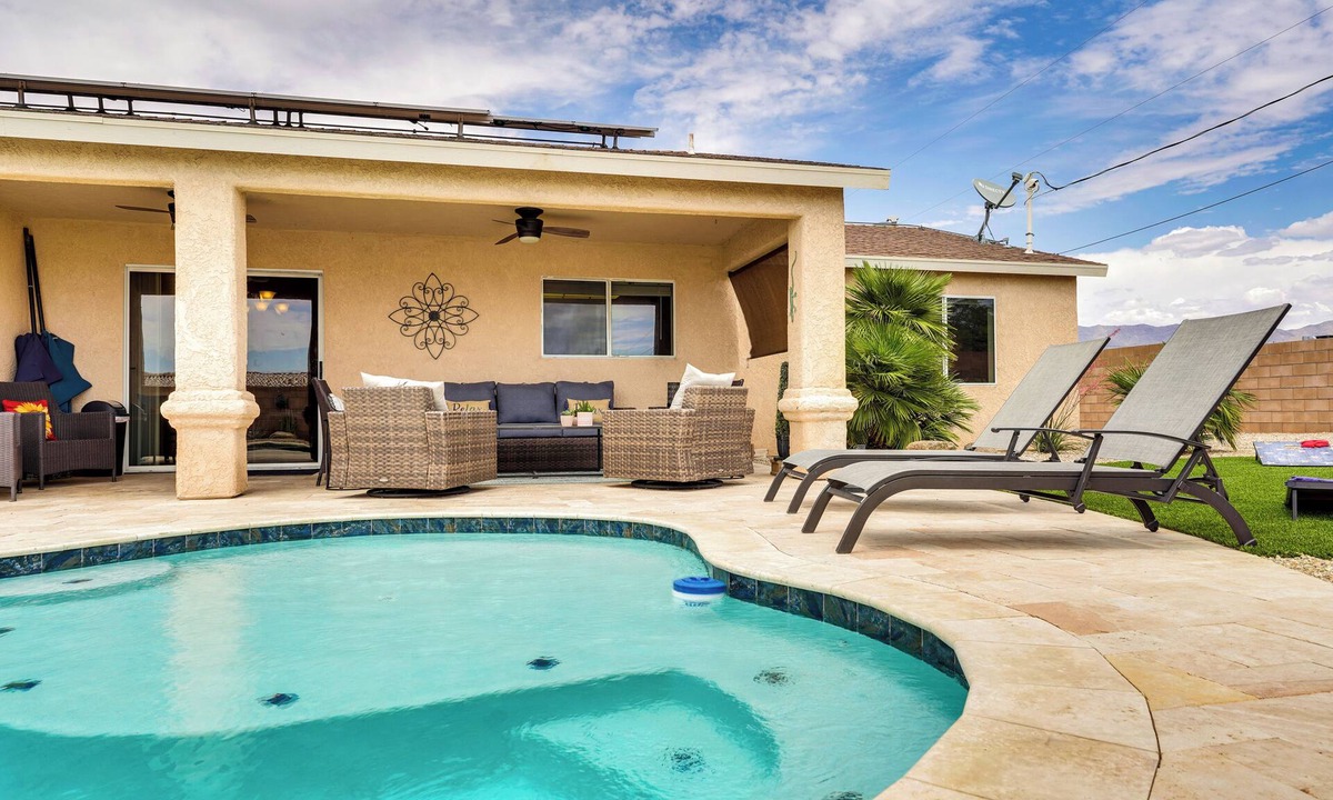 Lake Havasu City House | 4 Mi to Lake Access: Home w/Lake & Mtn Views!
