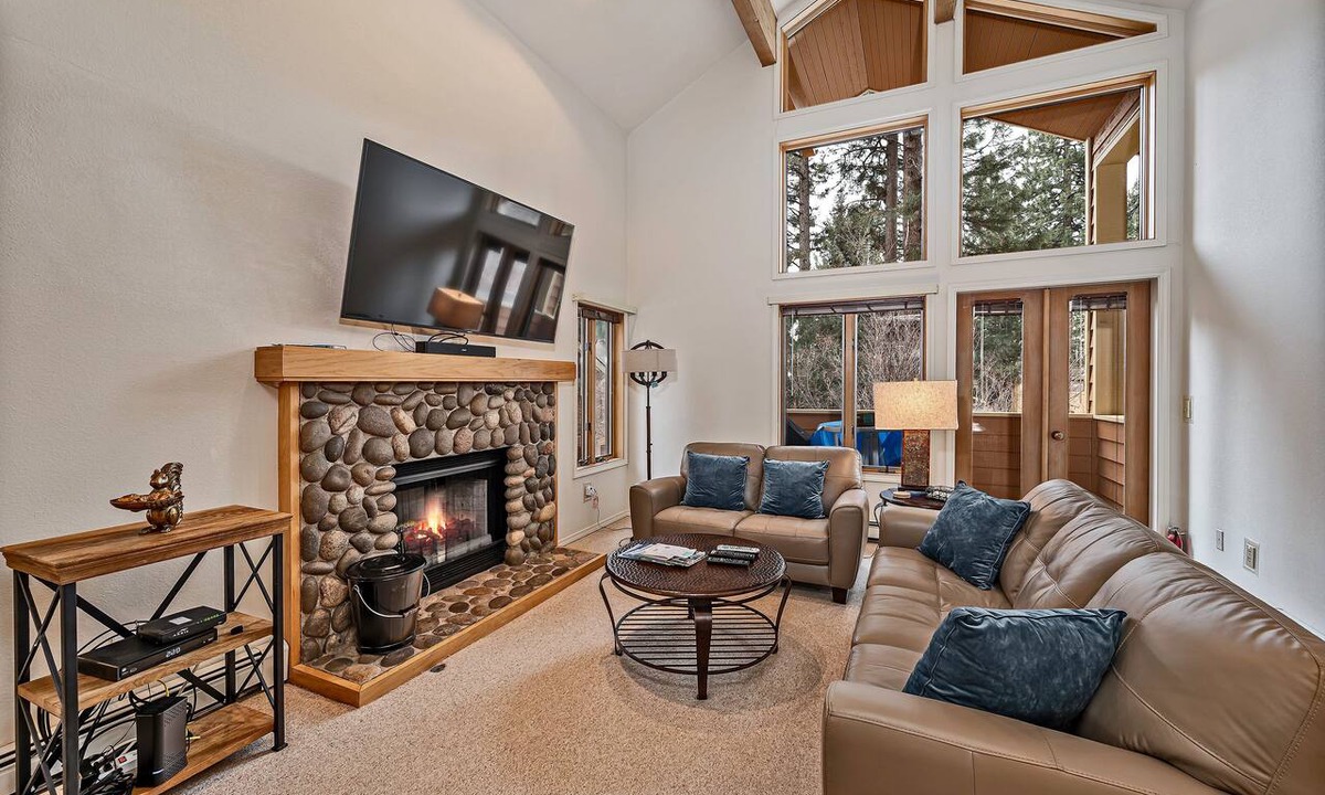 Incline Village Condo | 5 McCloud | 2BR/2BA Incline Village w/Hot Tub