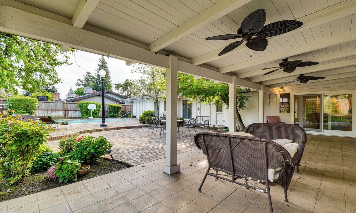 Fresno Cottage | 5 Mi to Fresno State: Family Gem w/Backyard Oasis