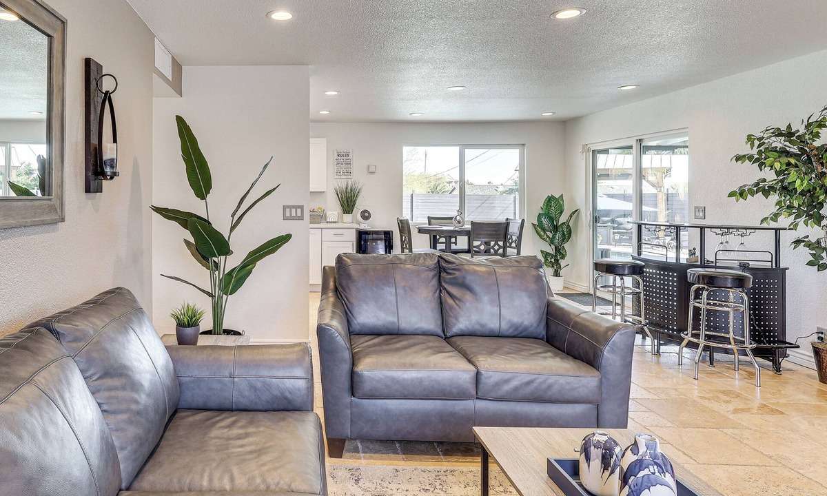 Lake Havasu City Cottage | ~ 5 Mi to Lake Havasu: Family Home w/Fenced Yard!