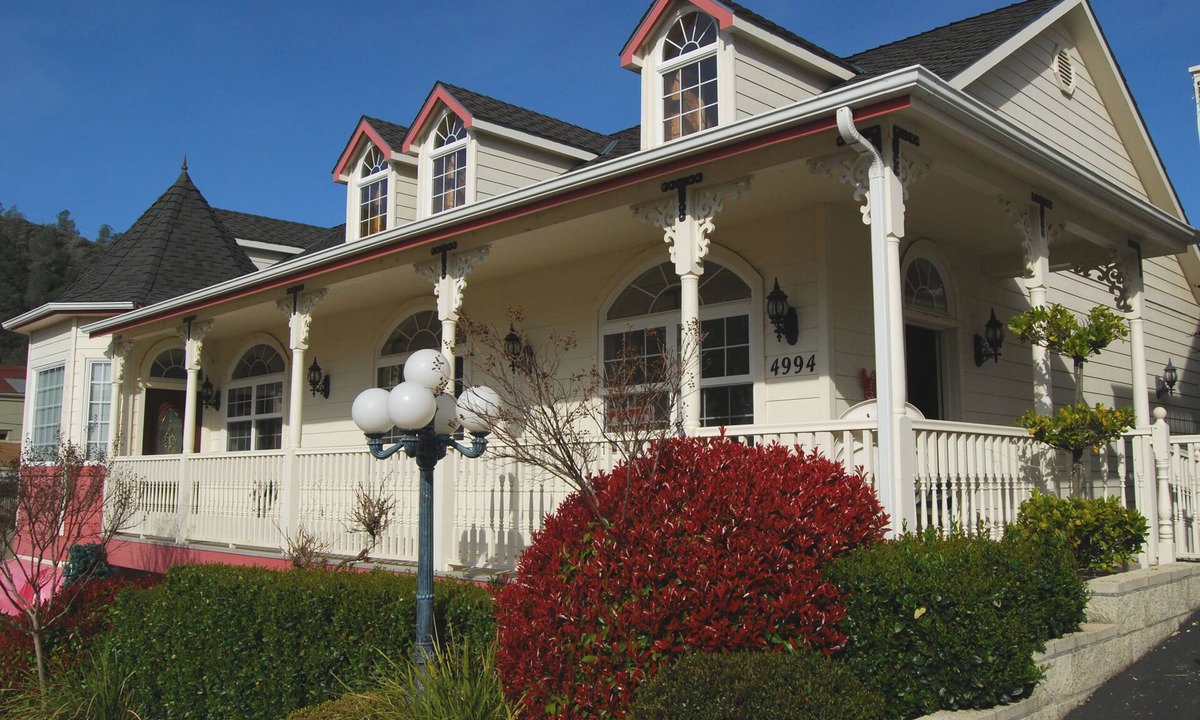 Mariposa House | 5th Street Inn