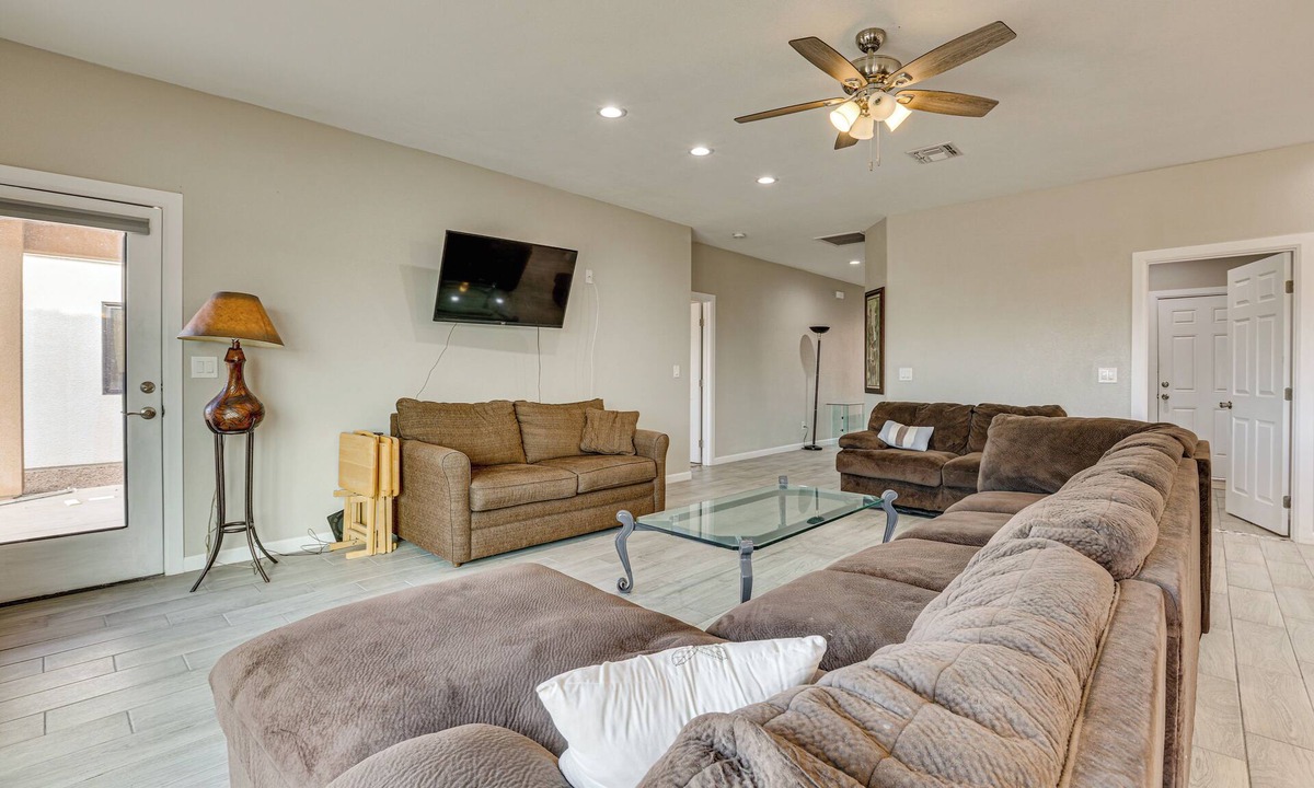 Sunridge Estates House | 7 Mi to Golf: Mtn-View Retreat in Bullhead City