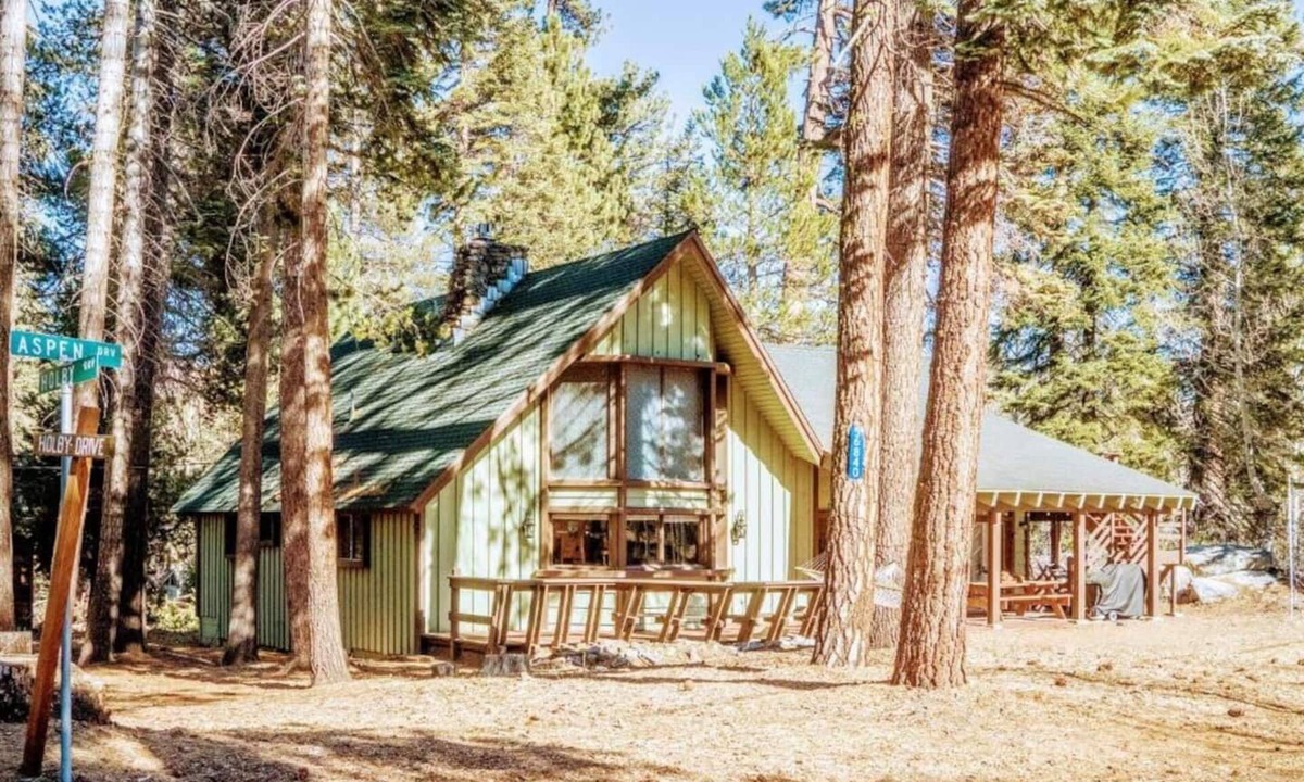 Ponderosa House | 7200ft Elvtn,Sequoia Trl 100 Giant,LRG Family,Pets