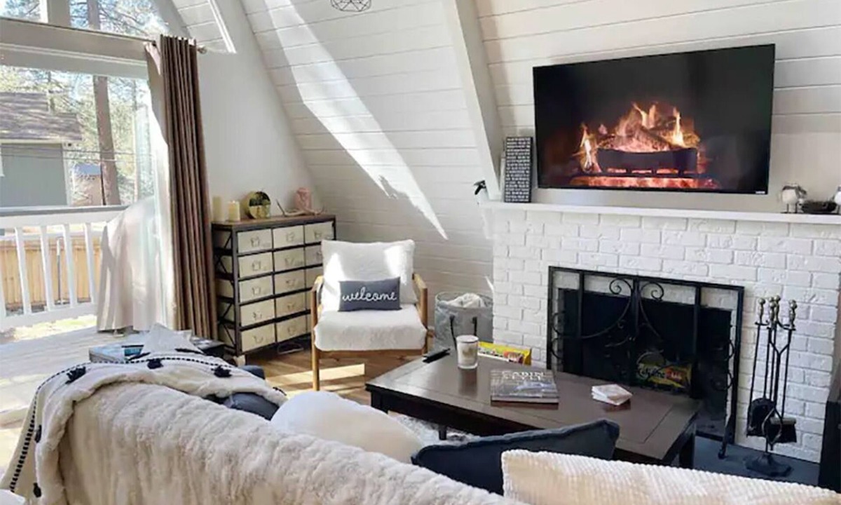 Wrightwood Cabin | A-Frame, Fireplace, Views, Dog Friendly, EV