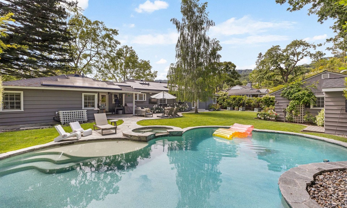 Alamo House | Alamo Estate Pool, Hot Tub, Game Room & Mtn Views