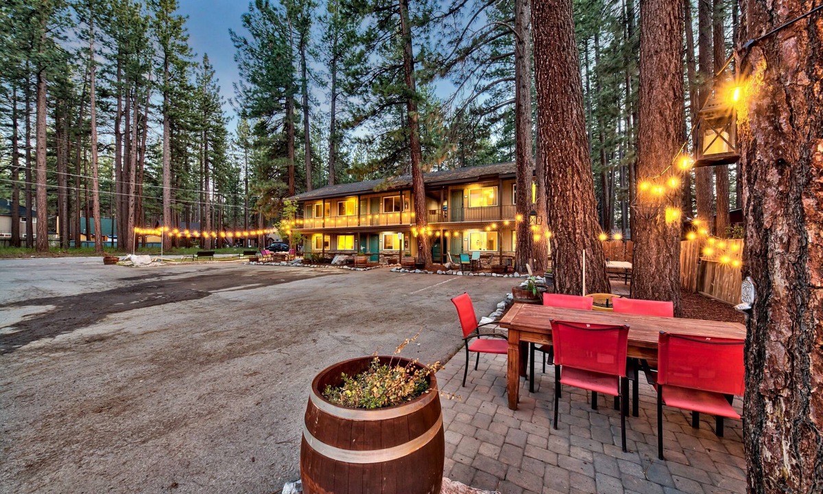 South Lake Tahoe Hotel | Alder Inn
