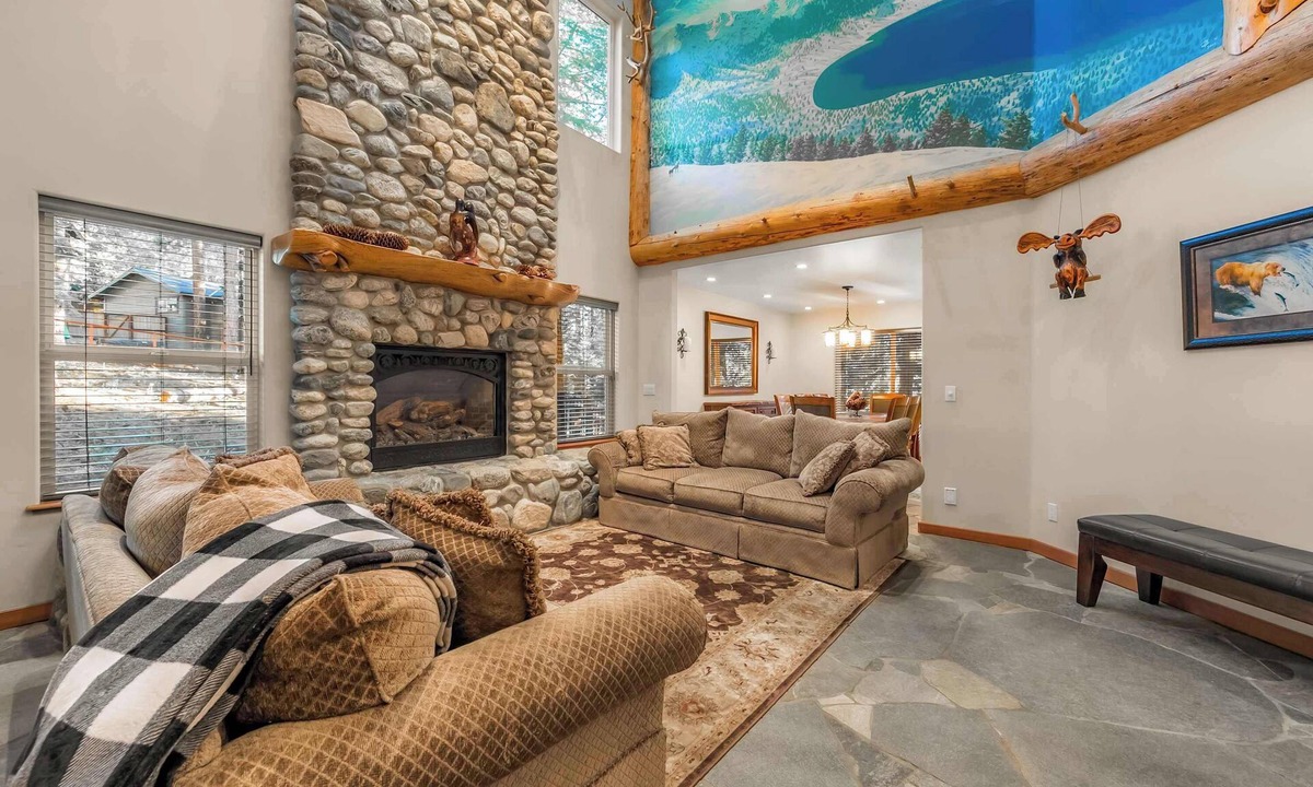 Tahoe Paradise House | Alpine Osage Mountain Stay