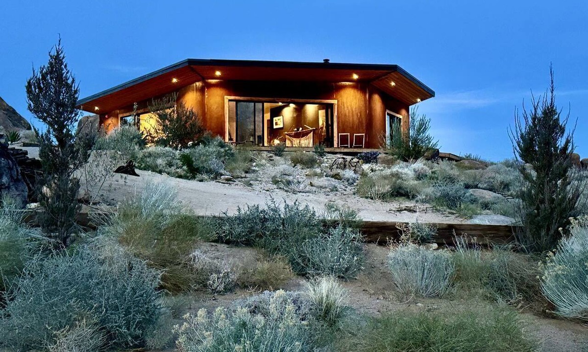 Lone Pine Cabin | Amazing Lone Pine Cabin for Glamping in California