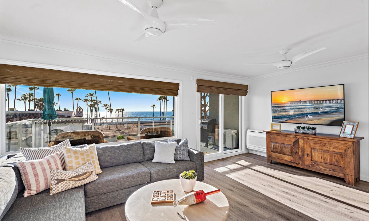 San Clemente Apartment | Angelfish Beach Retreat has pier & ocean views, designated parking and AC