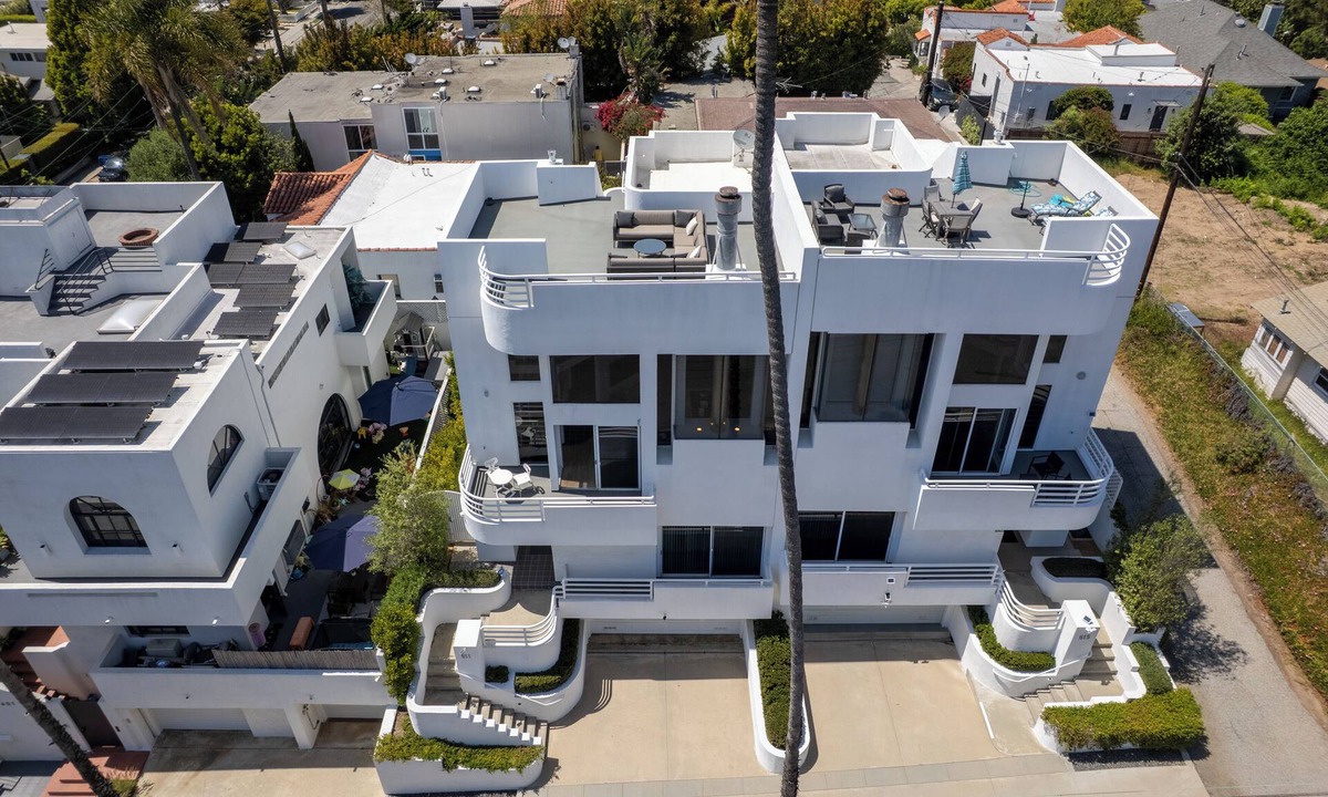 Ocean Park House | Architectural Townhouse with Panoramic Ocean and Mountain Views