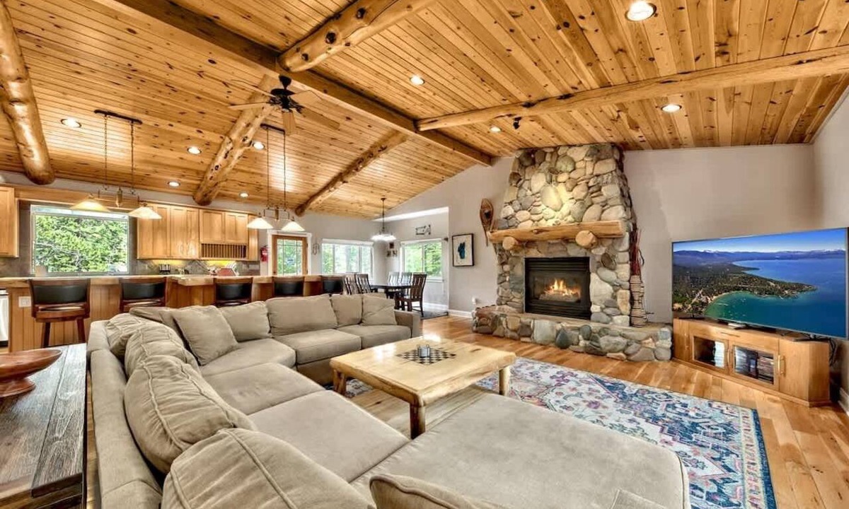 Tahoe Paradise Cabin | Back Yard Trails, Forest Land, Hot Tub, Game Room