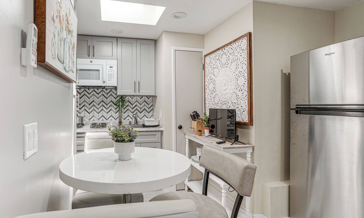 Ashland Apartment | Bay Area Studio Suite ~ 3 Mi to Shoreline!