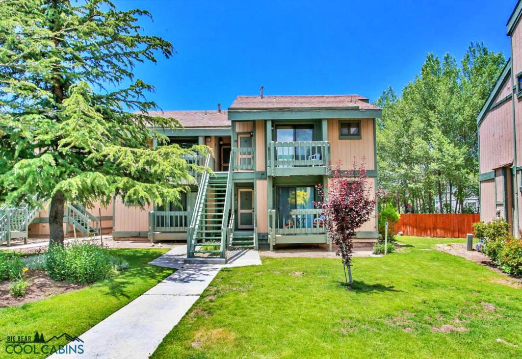Boulder Bay House | Bayview Condo - Condo is cozy and a great location for kayaking and paddle boarding!