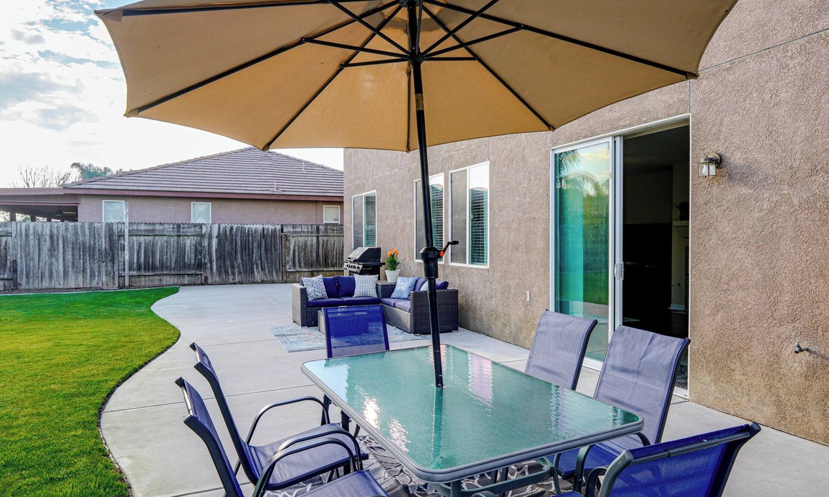 Greenacres House | BBQ Ready: Home 7 Mi to The Park at River Walk