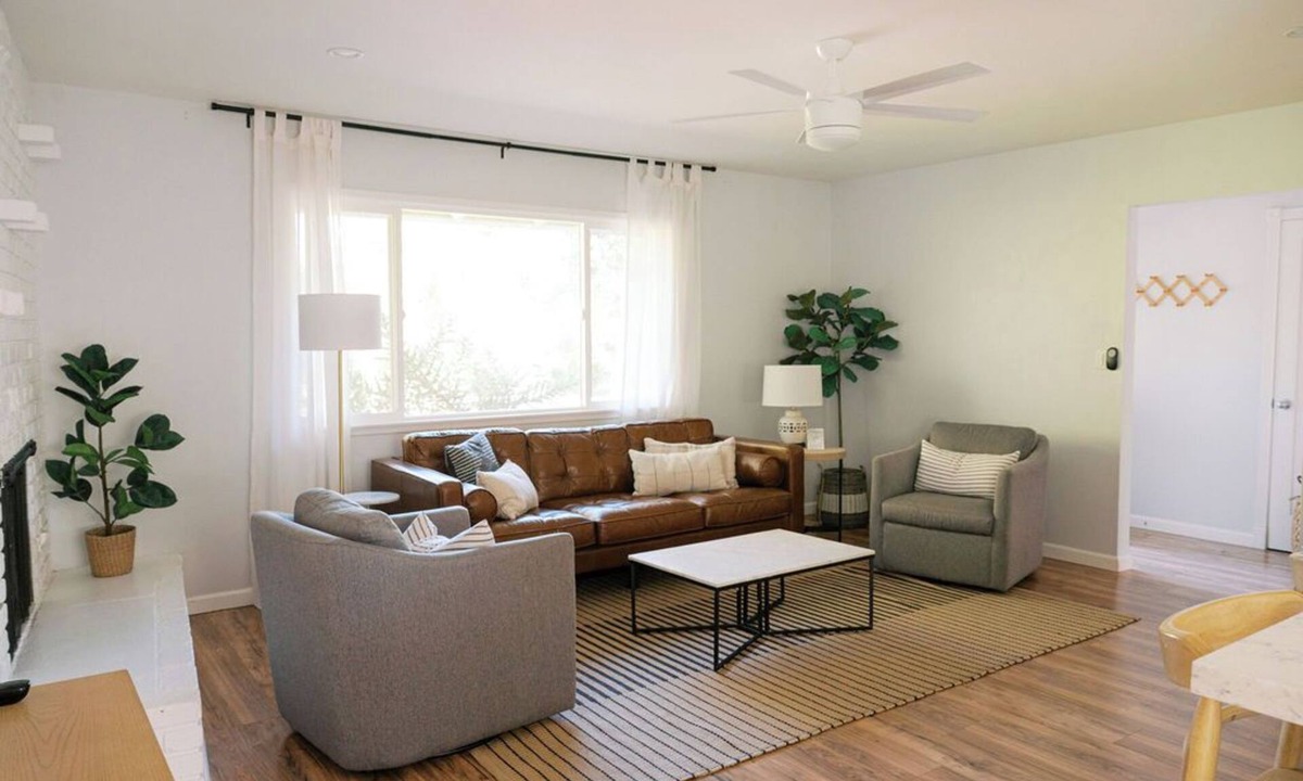 Atascadero House | BBQ + Spa + Firepit | Atascadero Near the Lake | Lake Park Landing