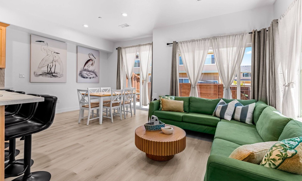 Las Lomas Condo | Beach themed 3-bedroom condo in charming Watsonville for your getaway
